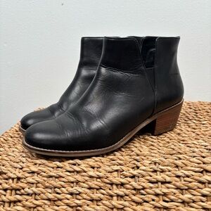 Cole Haan Black Ankle Booties Size 8B Abbot Pull On Leather Boots D44240‎